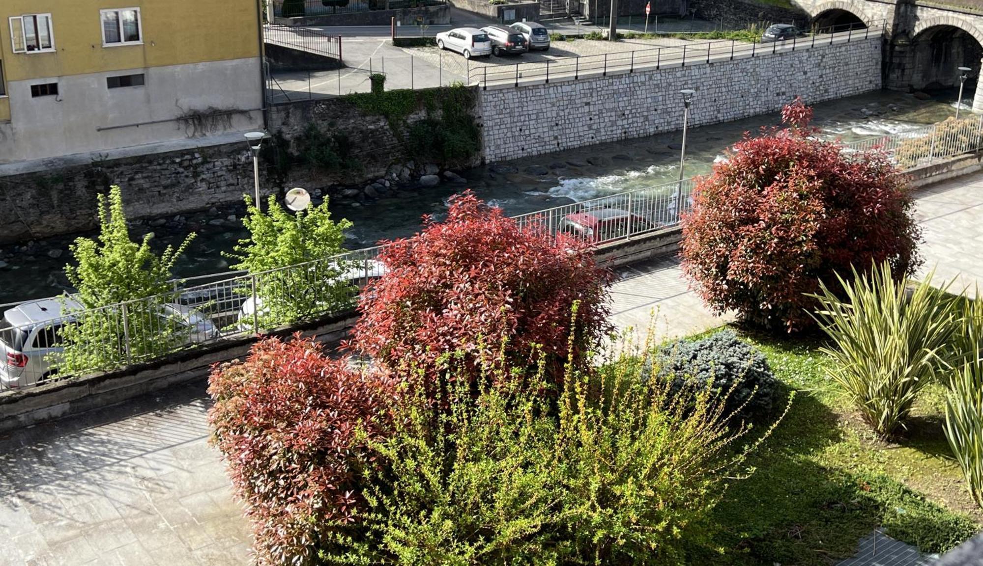 Lake And River Feelings - Dervio Apartment מראה חיצוני תמונה